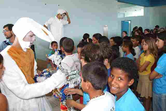 Prefeitura de Vilhena entrega quase 12.000 ovos de Páscoa aos alunos