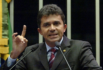 Expedito Júnior rebate críticas contra governador Ivo Cassol