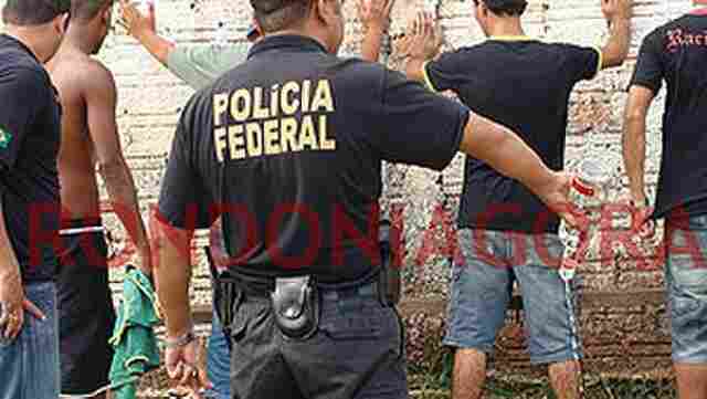 ELEIÇÕES RONDÔNIA:JOVENS SÃO FLAGRADOS CONSUMINDO BEBIDA ALCOÓLICA; BARES ESTÃO FUNCIONANDO NORMALMENTE, APESAR DA LEI SECA