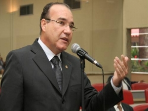 Jesualdo critica Ibama por prejudicar produtores de Rondônia