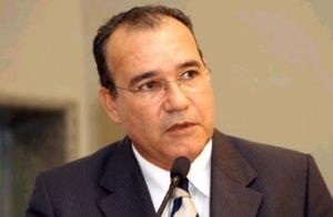 Jesualdo anuncia mais cursos para UAB de Ji-Paraná