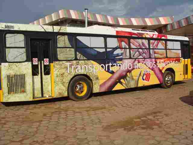 Empresa realiza transporte de 500 pessoas por dia