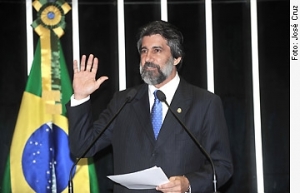 Raupp anuncia votação de emenda que transfere servidores