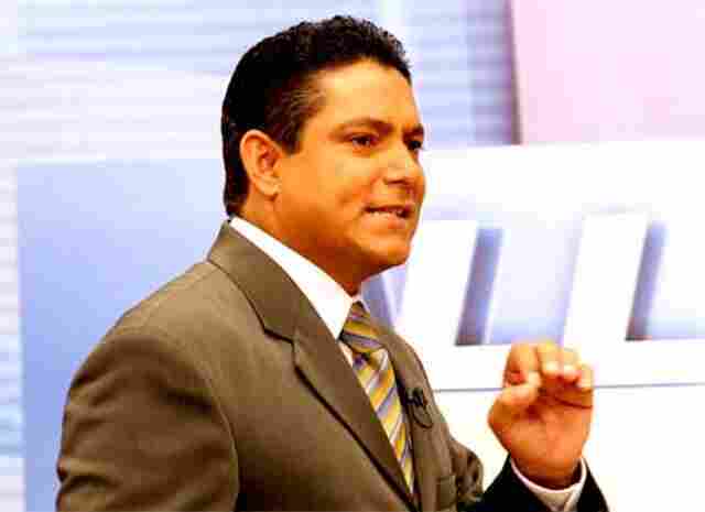 Líder do prefeito nega que tenha titulado secretários de sem futuro