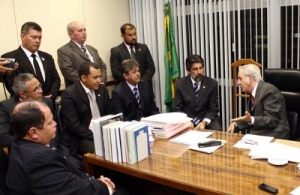Ministro recebe comissão, mas políticos tem nova estratégia pela emancipação