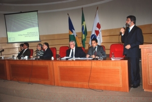 Para Raupp, floresta pode ser preservada e promover desenvolvimento econômico