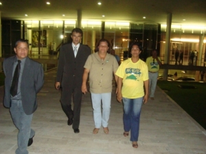 Em Brasília, Ellis e Wildes apostam na aprovação da PEC