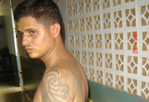 Foragido é recapturado pela Polícia Militar com moto roubada