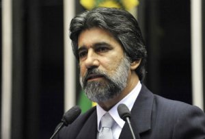 Raupp confirma promulgação da PEC da Transposição nesta quarta-feira