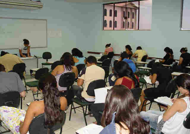 Investimentos em Rondônia aumentam procura pelo Curso de Gestão Comercial da FIMCA