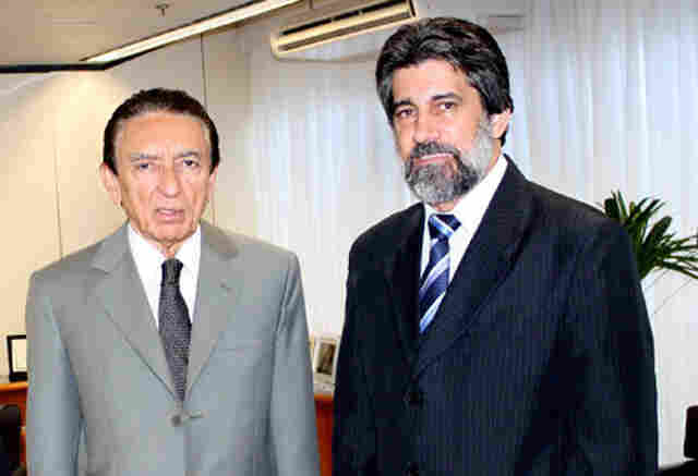 Ministro Lobão atende convite de Raupp e visita usinas de Jirau e Santo Antônio