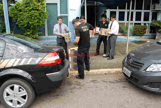 Operação da PF prendeu dois em flagrante; veja imagens