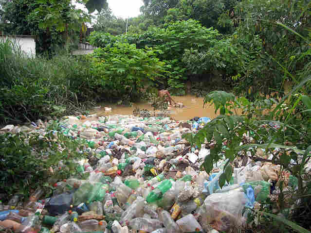 Defesa Civil culpa moradores por alagações no Baixa da União