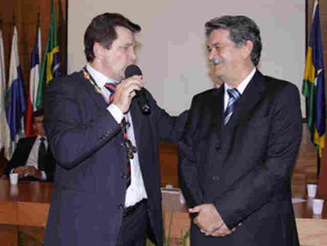Assembléia planeja homenagem a Cassol dia 30; última inauguração do governador será o hospital de Cacoal