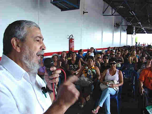 CUT Nacional reforça greve dos trabalhadores em educação