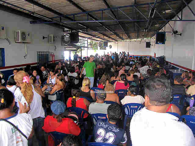 GREVE NA EDUCAÇÃO AUMENTA APÓS UMA SEMANA DE PARALISAÇÃO