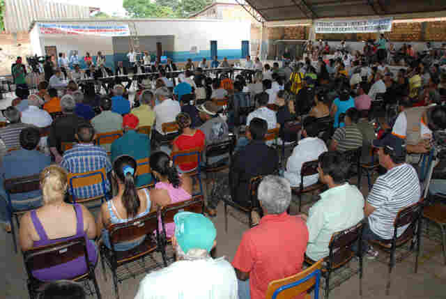 CPI das Usinas vai a Jacy-Paraná e confirma que Jirau abandona o povo