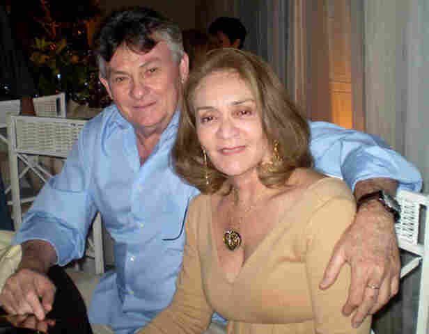 Ex-governador exige atendimento preferencial e causa tumulto em hospital