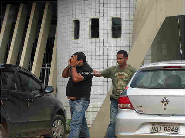 Professor é preso após duas condenações por crimes contra menores