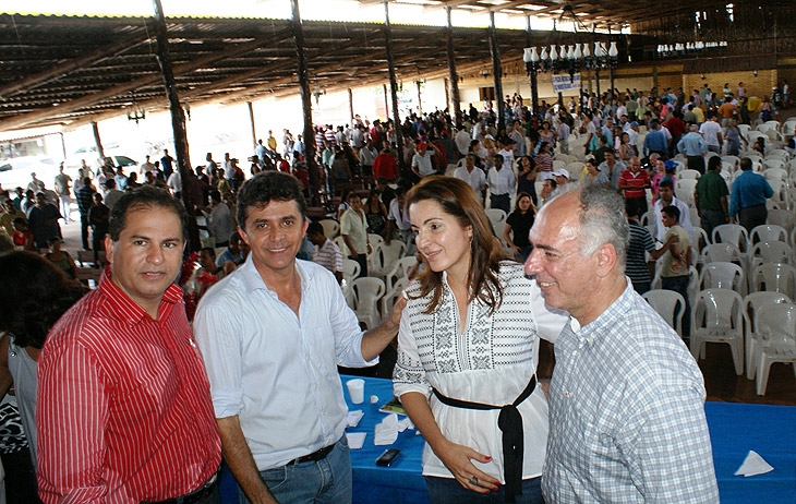 PSDB reúne milhares em Rolim de Moura e avança conversas com PSB