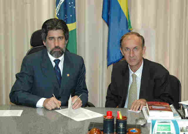 Raupp anuncia R$ 10 milhões para conclusão dos viadutos de Pimenta Bueno