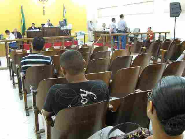 Mais dois são julgados pelas mortes no Urso Branco