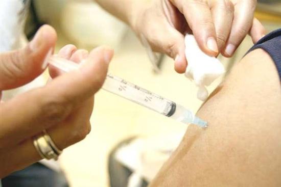 Sesau faz novo apelo para que grupos de risco procurem vacina