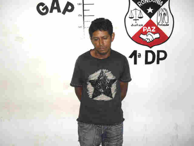 Polícia prende motoqueiro com maconha na cueca