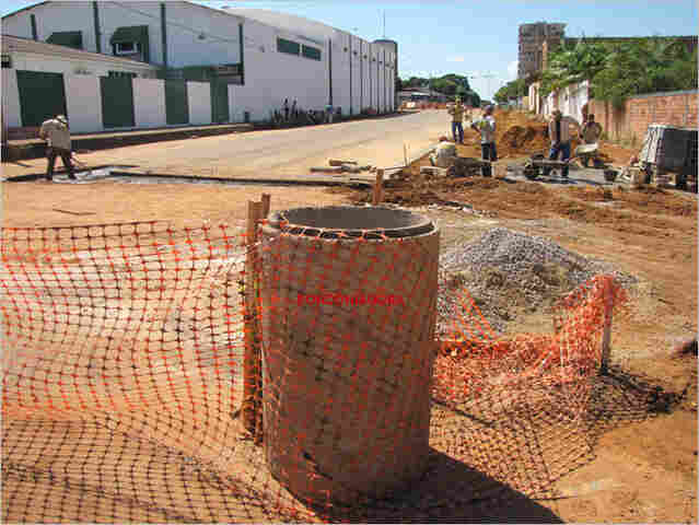 Prefeitura da Capital realiza obras na área central, mas esquece vias importantes