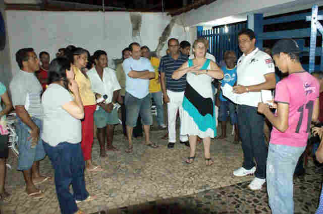 Jardim Eldorado agradece vereador e prefeito pela recuperação de ruas