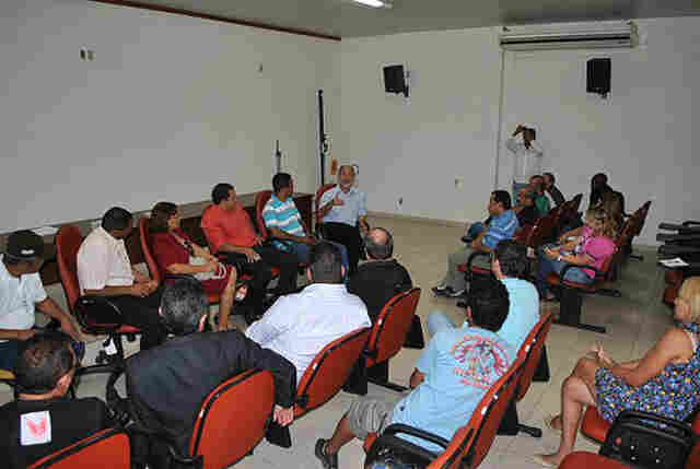 Sindicalistas temem que enrolação da Transposição fique para depois das eleições