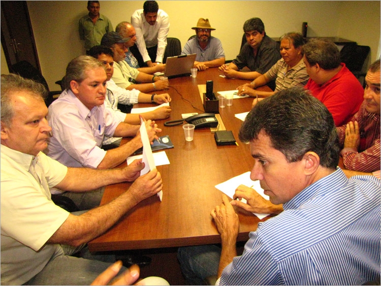 Bloco firma pacto pela pré-candidatura de Expedito; agora, vice entra na discussão