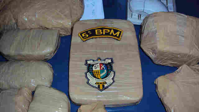 Operação Muralha apreende 12 pacotes de substância entorpecente em Mutum Paraná