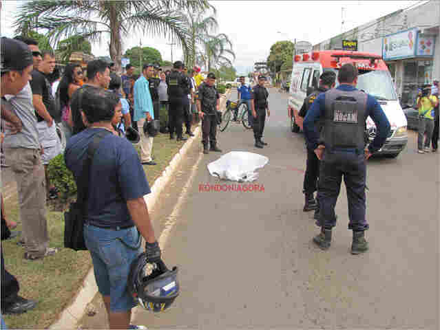 Mulher foi morta com tiro na boca após luta corporal com assaltante