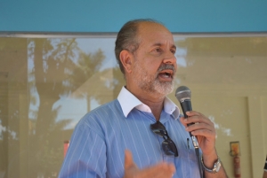 Em Ariquemes, Valverde diz que vai governar para toda a população, e não apenas para uma região