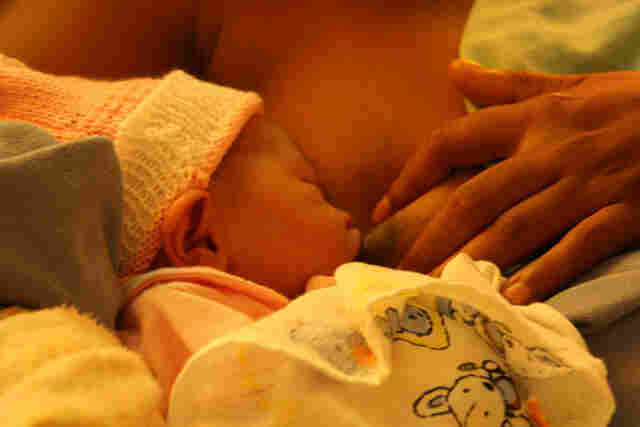 Aumenta número de mães adolescentes na Capital