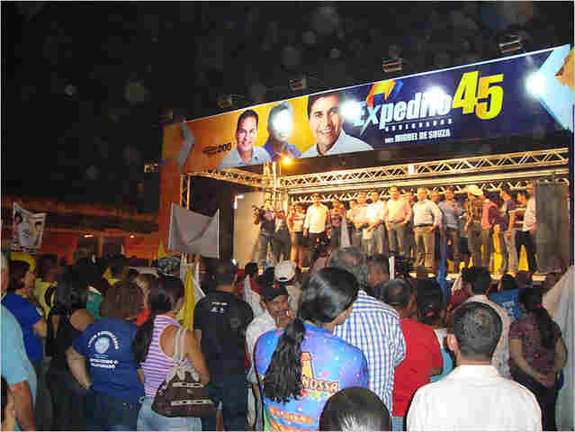 Expedito realiza primeiro comício da campanha na Capital