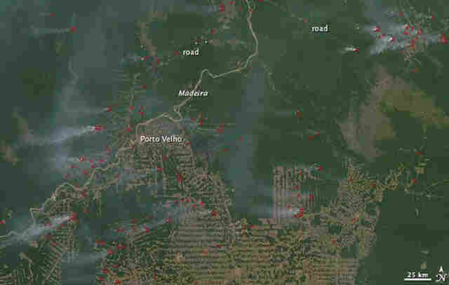 Nasa divulga foto de queimadas em Rondônia