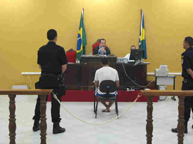 Acusado de matar adolescentes no Baixo Madeira é julgado