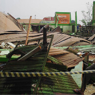 Temporais causam destruição em Rondônia: mais de 300 famílias desabrigadas em Rolim no sábado e neste domingo foi a vez de Porto Velho