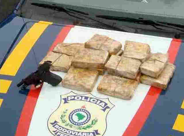 PRF apreende 7 quilos de droga e arma em Vilhena; veículo é recuperado