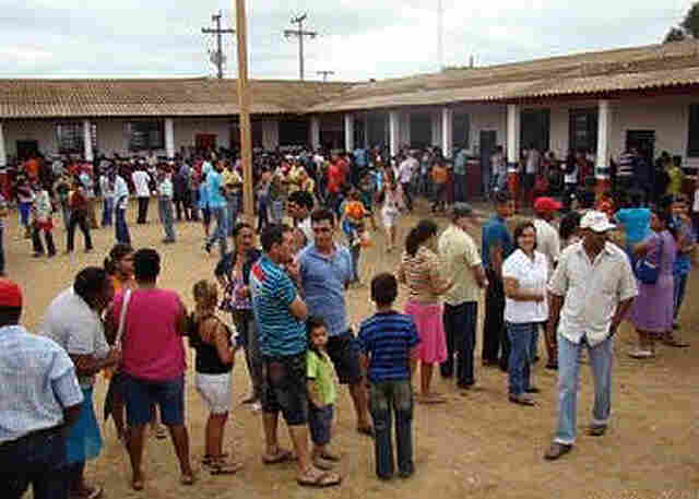 ELEITORADO DE CUJUBIM VOTA COM FORTE APARATO DO EXÉRCITO; CIDADE ESTÁ SITIADA