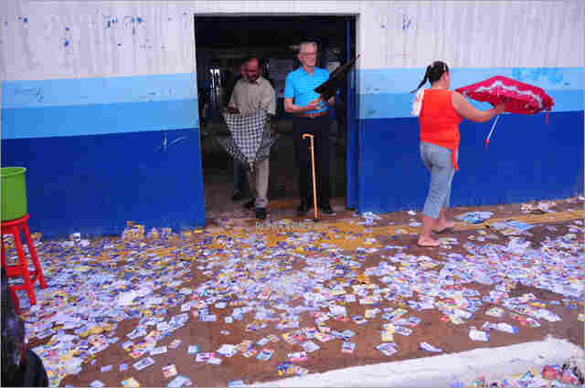 Portaria do TRE sobre propaganda não é respeitada nem no dia da eleição