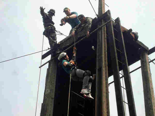 COE abre portões para a comunidade e familiares