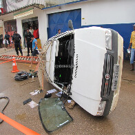 Motorista invade preferencial e leva a pior em acidente na Capital