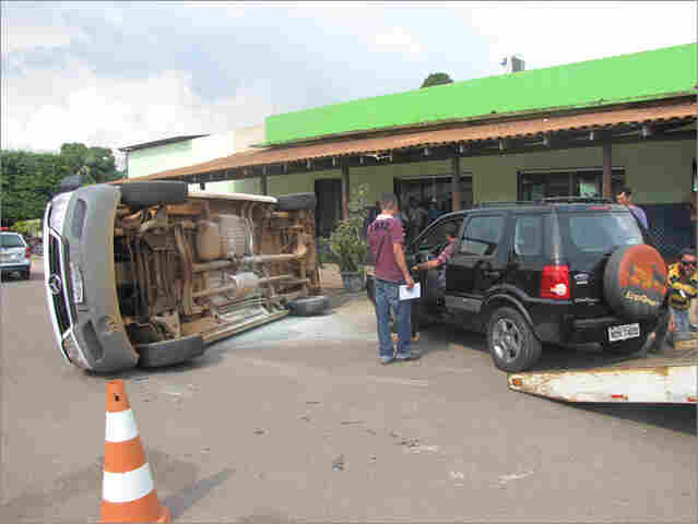 Dia de acidentes na Capital deixa vários veículos destruídos e vítimas no Pronto Socorro - Fotos