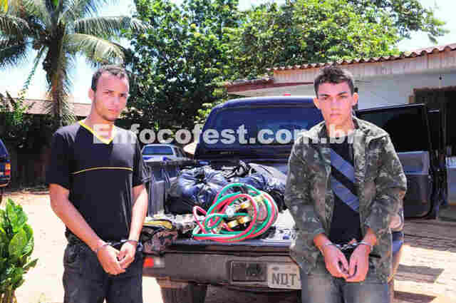 PM PRENDE DOIS BANDIDOS QUE ROUBARAM BASA EM CUJUBIM