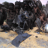 Acidente mata caminhoneiro na BR-364 no final de semana