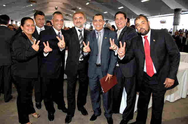 VALTER DERROTOU ESQUEMA PESADO DO GOVERNO E EUCATUR; INDEPENDÊNCIA É DEFENDIDA EM DISCURSOS