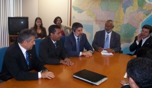 Carlos Magno busca com a Bancada solução para impasse da Transposição